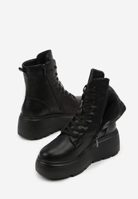 Renee - Czarne Botki Workery na Platformie ze Skóry Naturalnej Vernica. Okazja: na co dzień. Kolor: czarny. Materiał: skóra. Obcas: na platformie. Styl: street, casual