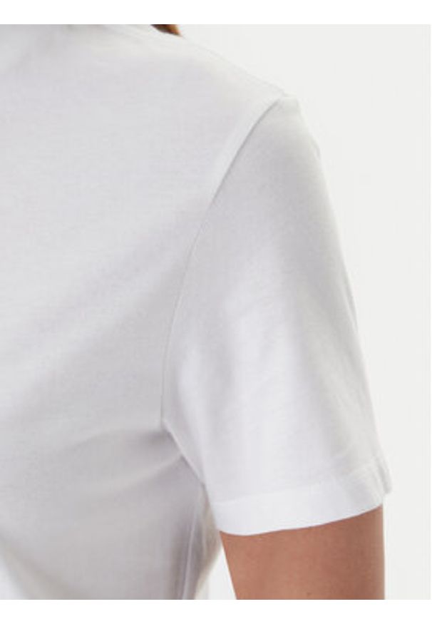 Calvin Klein Jeans T-Shirt LV047F831G Biały Regular Fit. Kolor: biały. Materiał: bawełna