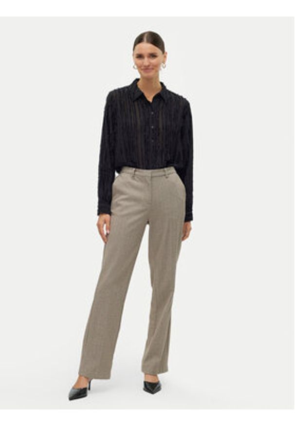 Vero Moda Spodnie materiałowe Kawi 10319665 Beżowy Straight Fit. Kolor: beżowy. Materiał: syntetyk