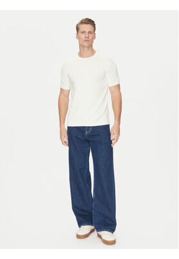 Calvin Klein T-Shirt K10K114485 Écru Regular Fit. Kolor: kremowy. Materiał: bawełna