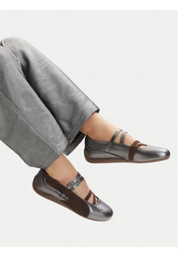 Puma Baleriny Speedcat Ballet Lux Wns 408197 01 Srebrny. Kolor: srebrny. Materiał: skóra