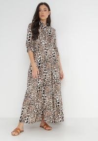 Born2be - Beżowa Sukienka Adolia. Kolor: beżowy. Długość rękawa: długi rękaw. Wzór: motyw zwierzęcy. Typ sukienki: koszulowe. Długość: maxi #1