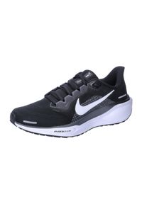 Buty do chodzenia dla dzieci Nike 002 Pegasus 41. Zapięcie: sznurówki. Kolor: czarny. Materiał: materiał, syntetyk, tkanina. Szerokość cholewki: normalna. Model: Nike Zoom. Sport: turystyka piesza