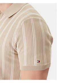 TOMMY HILFIGER - Tommy Hilfiger Polo Vertical MW0MW41949 Beżowy Regular Fit. Typ kołnierza: polo. Kolor: beżowy. Materiał: bawełna #5