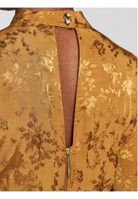 Closet London Sukienka codzienna D8505 Brązowy Regular Fit. Okazja: na co dzień. Kolor: brązowy. Materiał: wiskoza. Typ sukienki: proste. Styl: casual #3