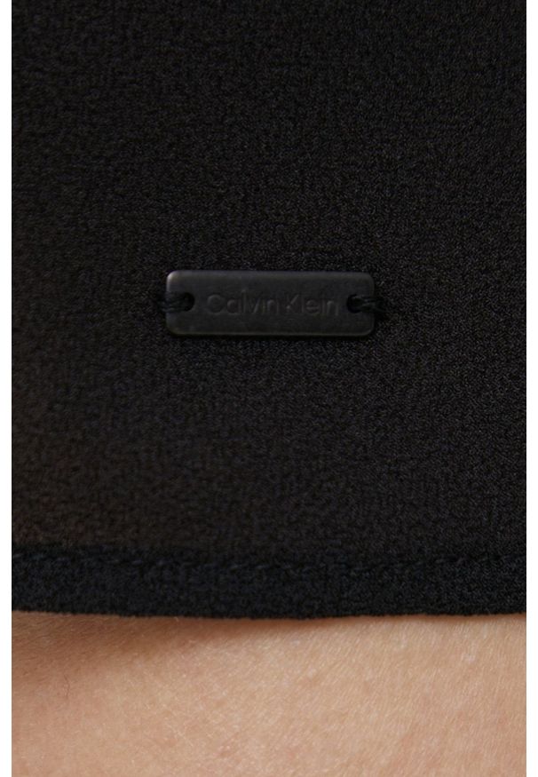 Calvin Klein Underwear Koszula nocna damska kolor czarny. Kolor: czarny. Materiał: koronka