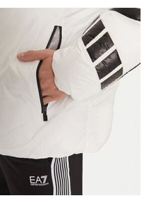 EA7 Emporio Armani Kurtka zimowa 6DPB19 PNGAZ 1100 Biały Regular Fit. Kolor: biały. Materiał: syntetyk. Sezon: zima #3