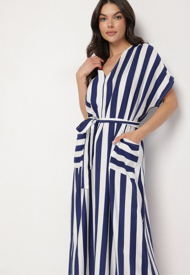 Born2be - Niebieska Sukienka z Wiskozą i Paskiem w Paski Nerire. Okazja: na co dzień. Kolor: niebieski. Materiał: wiskoza. Wzór: paski. Styl: klasyczny, elegancki, casual
