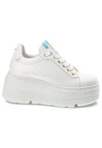 Białe Sneakersy Karino Modne Buty Damskie Na Platformie. Okazja: na co dzień, na spacer. Kolor: biały. Materiał: skóra. Szerokość cholewki: normalna. Obcas: na platformie. Sport: turystyka piesza #4