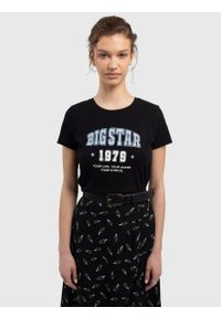 Big-Star - Koszulka damska bawełniana z dużym nadrukiem na piersi czarna Rismela 906. Kolor: czarny. Materiał: bawełna. Wzór: nadruk. Styl: retro, vintage #6