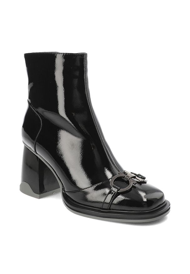 Czarne Botki S.Barski Eleganckie Obuwie Damskie Na Obcasie. Zapięcie: sprzączka. Kolor: czarny. Materiał: lakier. Obcas: na obcasie. Styl: elegancki. Wysokość obcasa: średni