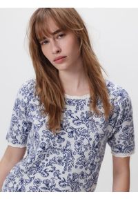 Reserved - Sweter z krótkim rękawem - wielobarwny. Materiał: dzianina, wiskoza. Długość rękawa: krótki rękaw. Długość: krótkie #1