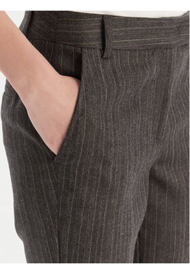 Marella Chinosy Margie 2523136232 Brązowy Slim Fit. Kolor: brązowy. Materiał: wełna