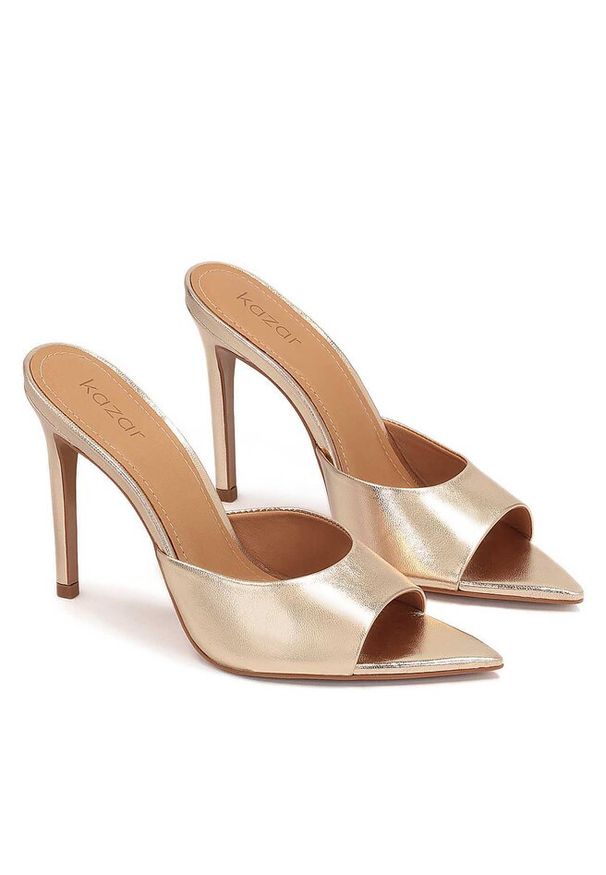 Klapki Kazar. Kolor: złoty