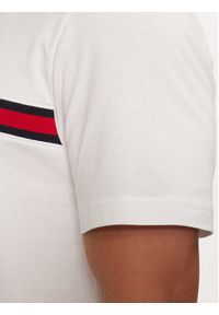 TOMMY HILFIGER - Tommy Hilfiger T-Shirt MW0MW36498 Biały Regular Fit. Kolor: biały. Materiał: bawełna #3