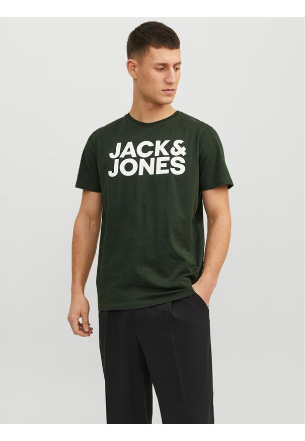 Jack & Jones - Jack&Jones T-Shirt Corp 12151955 Zielony Standard Fit. Kolor: zielony. Materiał: bawełna