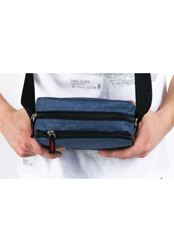 Niebieska nerka Pako Jeans z napisami