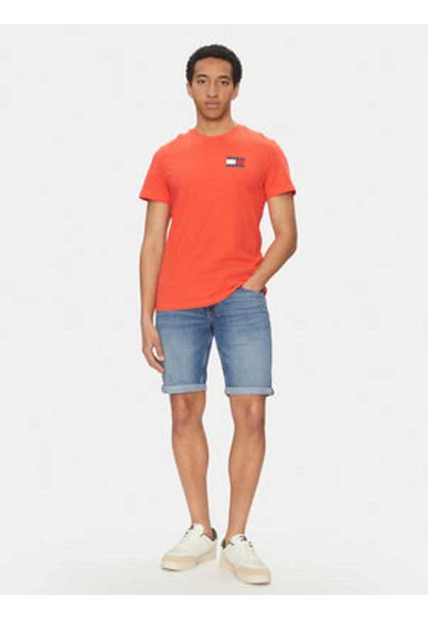Tommy Jeans T-Shirt Essential DM0DM20740 Pomarańczowy Slim Fit. Kolor: pomarańczowy. Materiał: bawełna