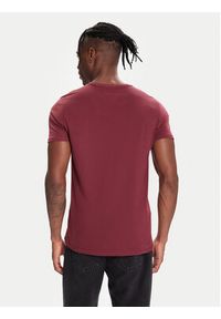 Tommy Jeans T-Shirt DM0DM04411 Bordowy Regular Fit. Kolor: czerwony. Materiał: bawełna
