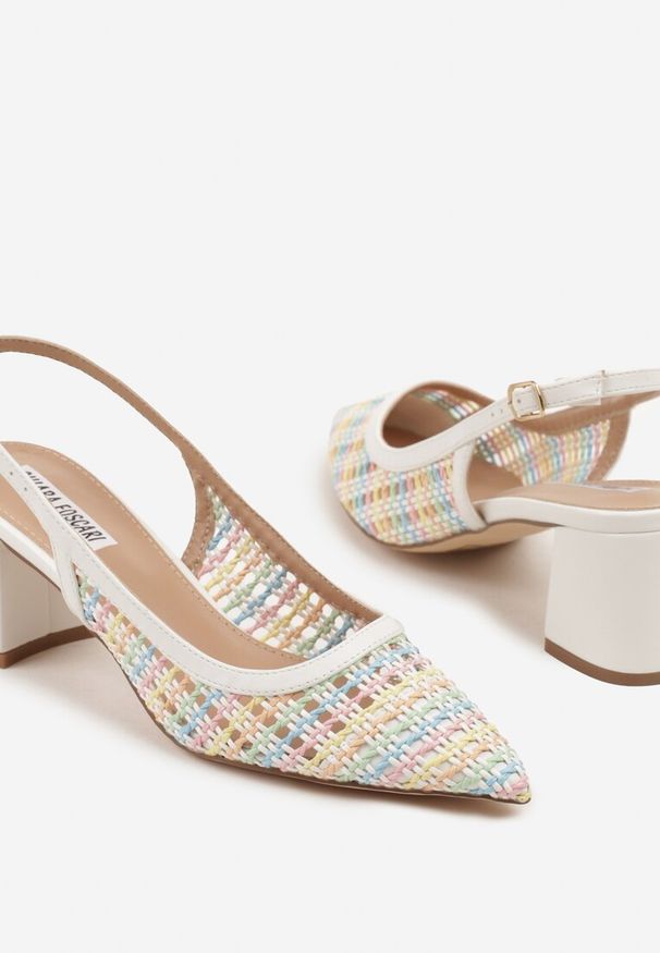 Renee - Białe Sandały na Słupku Slingback Ozdobione Szydełkową Cholewką Novilissea. Okazja: na co dzień, na imprezę. Zapięcie: sprzączka. Kolor: biały. Wzór: aplikacja. Sezon: lato. Obcas: na słupku. Styl: casual. Wysokość obcasa: średni