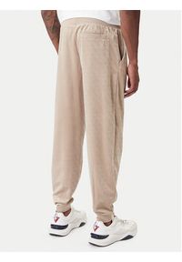 Guess Spodnie dresowe Z6RB14 KD612 Beżowy Regular Fit. Kolor: beżowy. Materiał: syntetyk #2