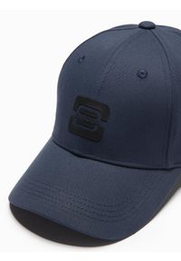 Ombre Clothing - Męska czapka bejsbolówka z logo – granatowa V1. Kolor: niebieski. Materiał: tkanina, bawełna. Wzór: ze splotem, nadruk. Styl: klasyczny, casual #3