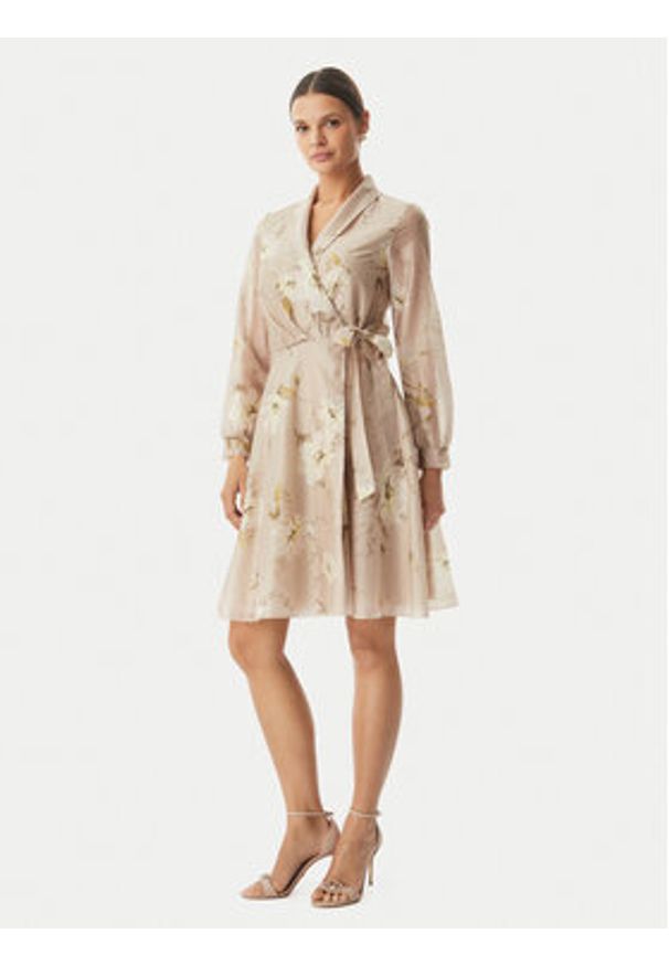 Rinascimento Sukienka koktajlowa CFC0128000003 Beżowy Regular Fit. Kolor: beżowy. Materiał: lyocell. Styl: wizytowy