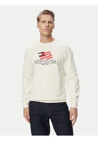 TOMMY HILFIGER - Tommy Hilfiger Bluza Main Flag MW0MW43383 Beżowy jasny Regular Fit. Kolor: beżowy. Materiał: bawełna #1