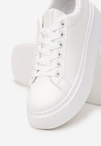 Born2be - Białe Sneakersy na Platformie Rilame. Nosek buta: okrągły. Zapięcie: sznurówki. Kolor: biały. Materiał: materiał. Obcas: na platformie. Wysokość obcasa: niski #2