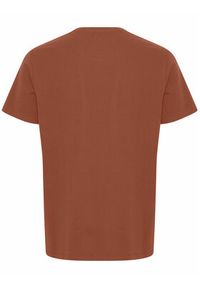 Blend T-Shirt 20715022 Brązowy Regular Fit. Kolor: brązowy. Materiał: bawełna