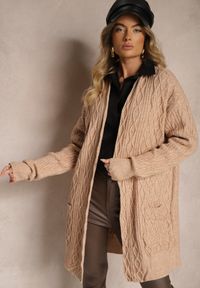 Renee - Ciemnobeżowy Kardigan Nierozpinany o Długim Kroju Ozdobiony Tłoczeniem Vailithe. Okazja: na co dzień, na spacer. Kolor: beżowy. Materiał: jeans. Długość: długie. Wzór: aplikacja. Styl: casual, elegancki #3