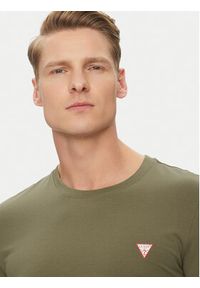 Guess T-Shirt M2YI24 J1314 Khaki Slim Fit. Kolor: brązowy. Materiał: bawełna #3