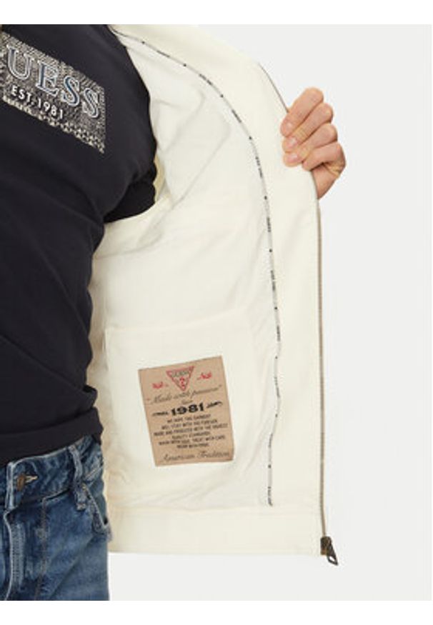 Guess Kurtka przejściowa M5GL38 WHAO2 Écru Regular Fit. Materiał: syntetyk