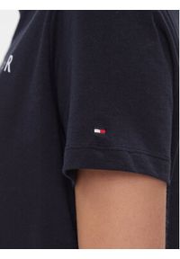TOMMY HILFIGER - Tommy Hilfiger Sukienka codzienna Rlx Corp Logo Tshirt Drs Ss WW0WW41013 Granatowy Regular Fit. Okazja: na co dzień. Kolor: niebieski. Materiał: bawełna. Typ sukienki: proste. Styl: casual #3
