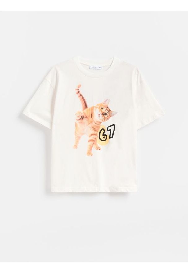 Reserved - Bawełniany t-shirt z nadrukiem - złamana biel. Materiał: bawełna. Wzór: nadruk