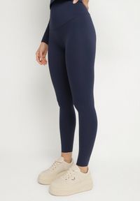 Born2be - Granatowy Komplet Sportowy Legginsy i Bluzka z Długim Rękawem Toretta. Kolor: niebieski. Wzór: aplikacja #4
