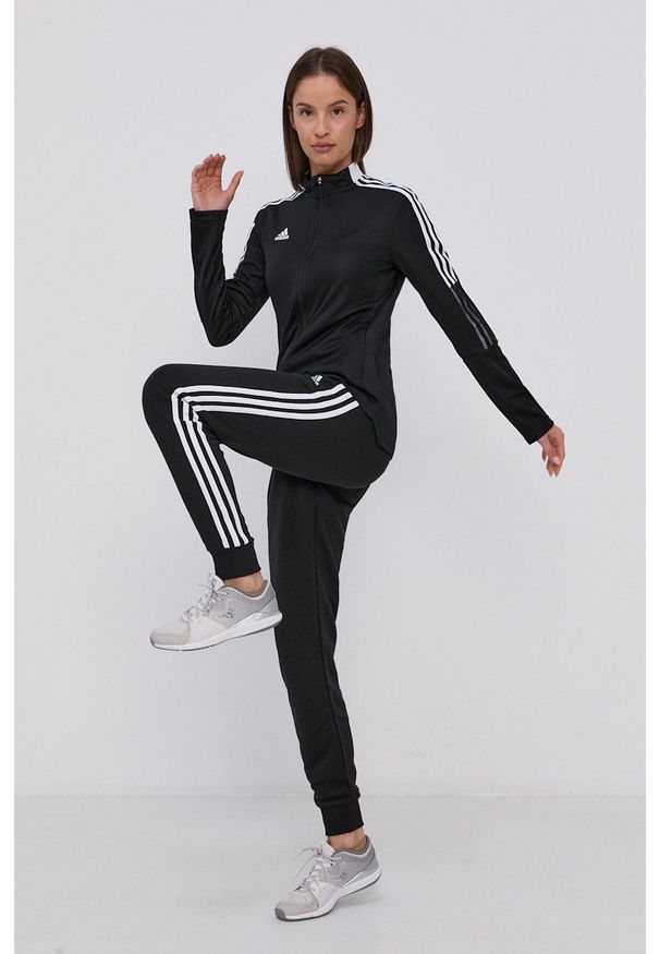 Adidas - adidas Spodnie GM8733 damskie kolor czarny gładkie. Kolor: czarny. Wzór: gładki