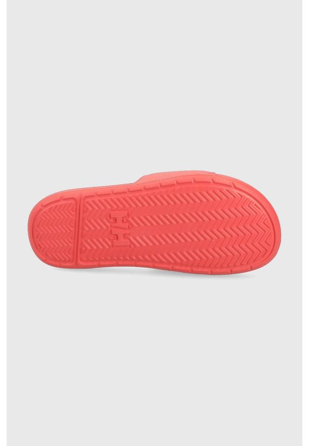 Helly Hansen klapki damskie kolor pomarańczowy. Kolor: pomarańczowy. Materiał: materiał, guma. Obcas: na obcasie. Wysokość obcasa: niski
