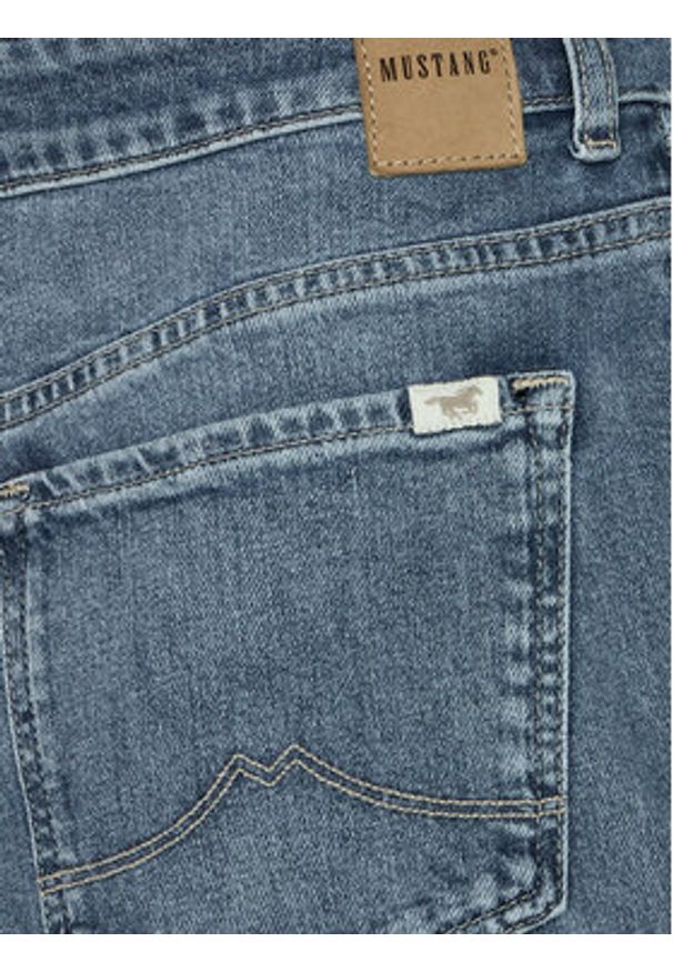 Mustang Jeansy Charlotte 1013598 Niebieski Tapered Fit. Kolor: niebieski