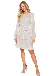 MOE - Sukienka cekinowa trapezowa z paskiem błyszcząca szampańska. Okazja: na sylwestra, na imprezę. Typ sukienki: trapezowe. Styl: wizytowy #3