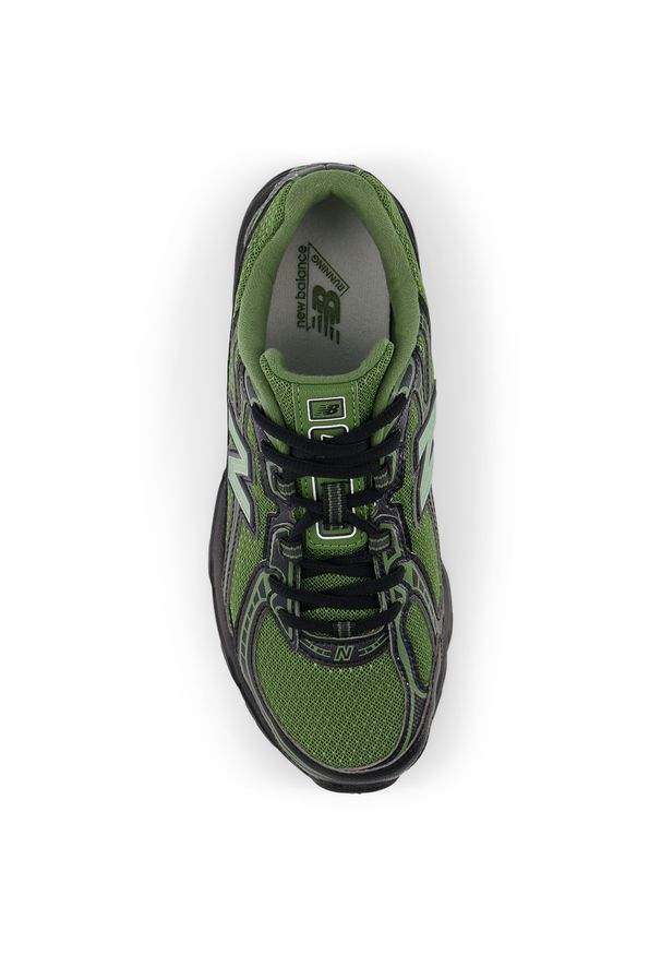 Buty dziecięce New Balance G740741 – zielone. Kolor: zielony. Materiał: materiał, syntetyk. Szerokość cholewki: normalna. Sezon: lato. Sport: turystyka piesza