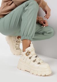 Born2be - Beżowe Sneakersy Ilathylia. Nosek buta: okrągły. Kolor: beżowy. Szerokość cholewki: normalna #1