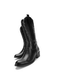 Wittchen - Damskie kowbojki z haftem czarne. Kolor: czarny. Materiał: skóra ekologiczna. Wzór: haft. Obcas: na obcasie. Styl: klasyczny, elegancki. Wysokość obcasa: średni #5