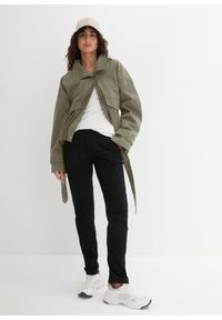 bonprix - Spodnie chino ze stretchem. Okazja: na co dzień. Stan: obniżony. Kolor: czarny. Materiał: bawełna. Wzór: kwiaty. Styl: casual