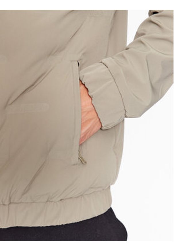Guess Kurtka przejściowa Z3BL05 WFPD0 Zielony Regular Fit. Kolor: zielony. Materiał: syntetyk