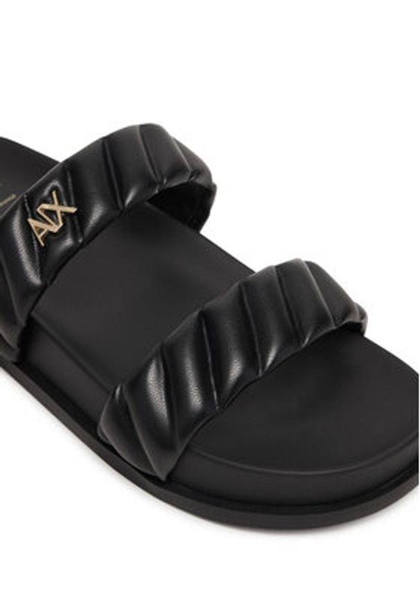 Armani Exchange Klapki XW002574 AF22799 UC001 Czarny. Kolor: czarny. Materiał: skóra