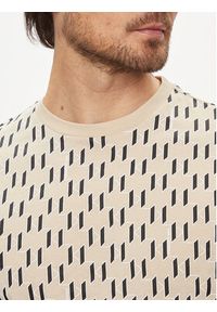 Karl Lagerfeld - KARL LAGERFELD T-Shirt 755074 542251 Beżowy Regular Fit. Typ kołnierza: dekolt w karo. Kolor: beżowy. Materiał: bawełna #3