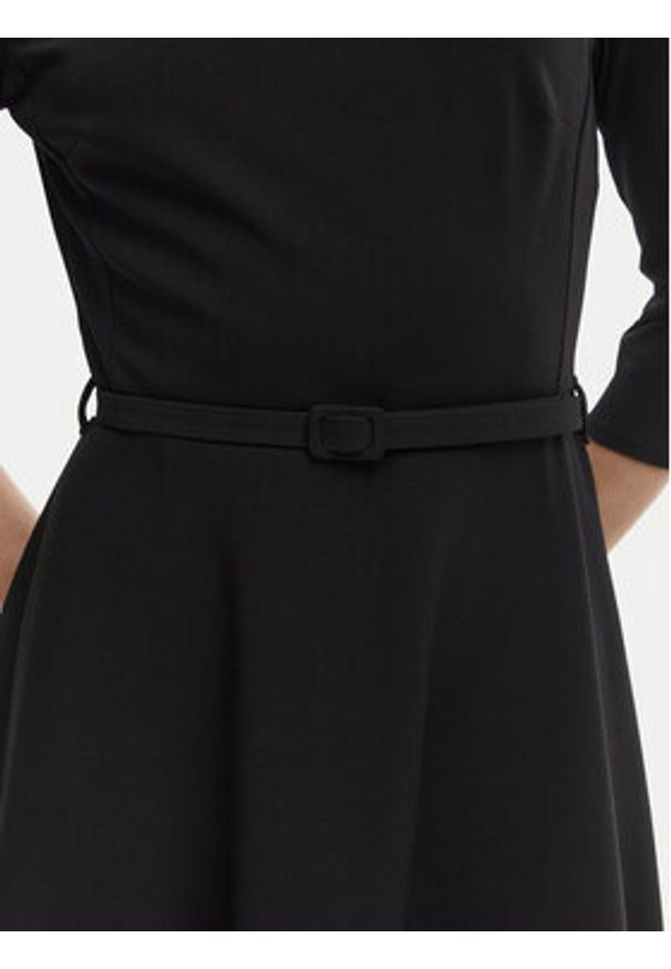 Rinascimento Sukienka koktajlowa CFC0127892003 Czarny Regular Fit. Kolor: czarny. Materiał: syntetyk. Styl: wizytowy