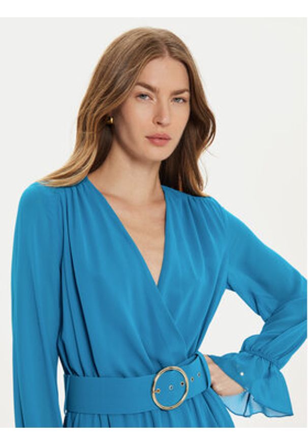 Rinascimento Sukienka koktajlowa CFC0121218003 Błękitny Regular Fit. Kolor: niebieski. Materiał: syntetyk. Styl: wizytowy