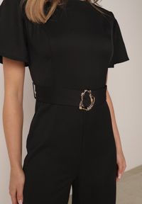 Born2be - Czarny Kombinezon VICES z Paskiem i Geometryczną Klamrą Elinassa. Okazja: do pracy. Kolor: czarny. Wzór: geometria. Styl: elegancki #8